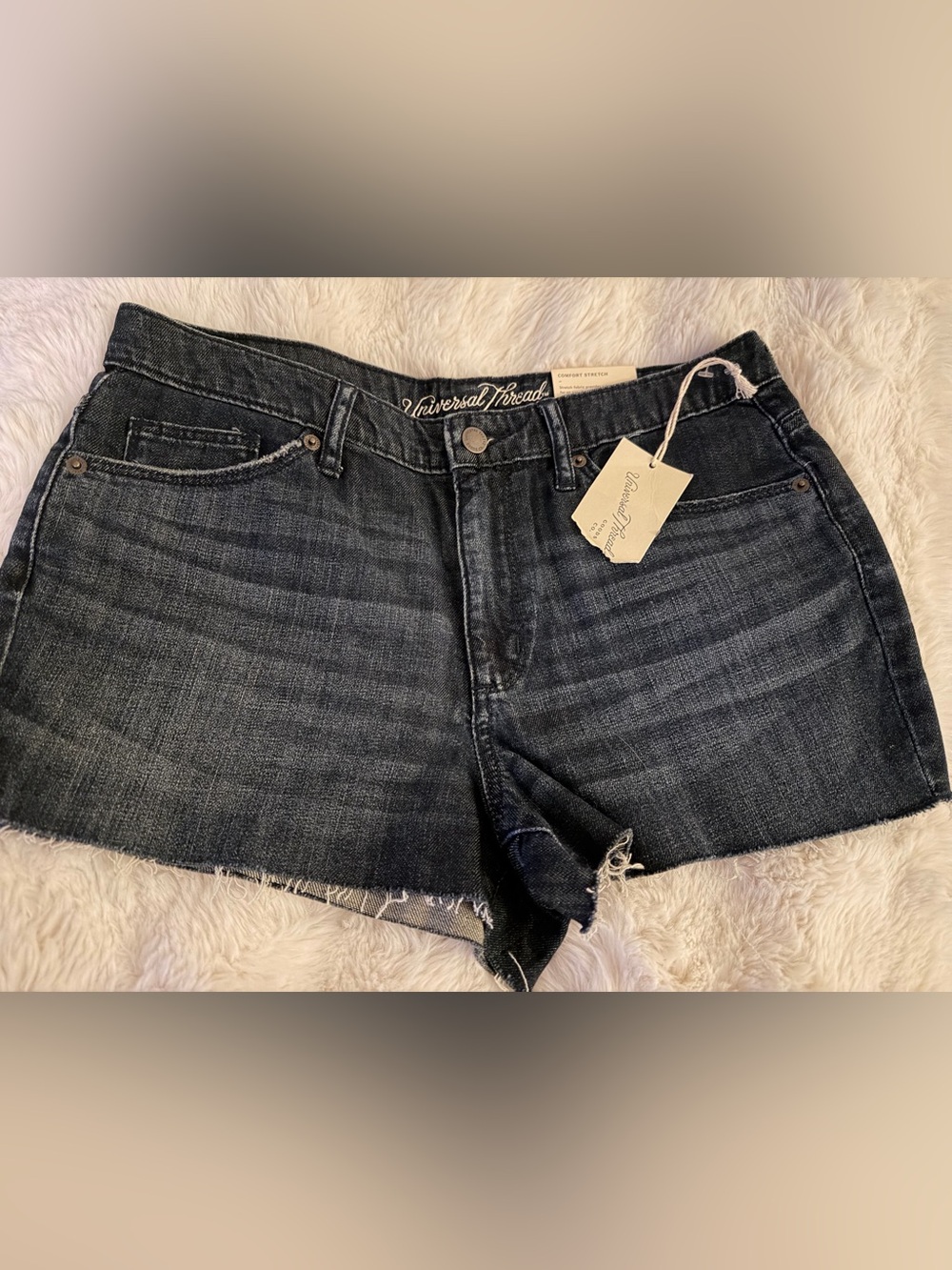 Universal Threads size 10 Dark Wash Denim Jean shorts